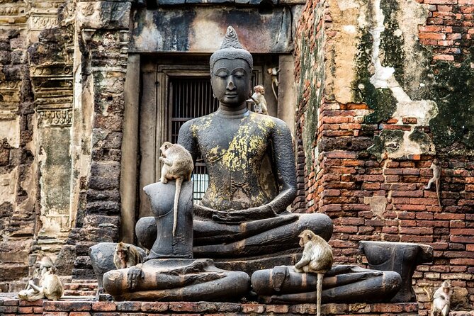 Lopburi Monkey Temple & Ayutthaya Old City Tour From Bangkok - Walking through old Lopburi