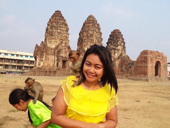 Lopburi Monkey Temple & Ayutthaya Old City Tour From Bangkok - Wat Yai Chai Mongkhon and its tall chedi
