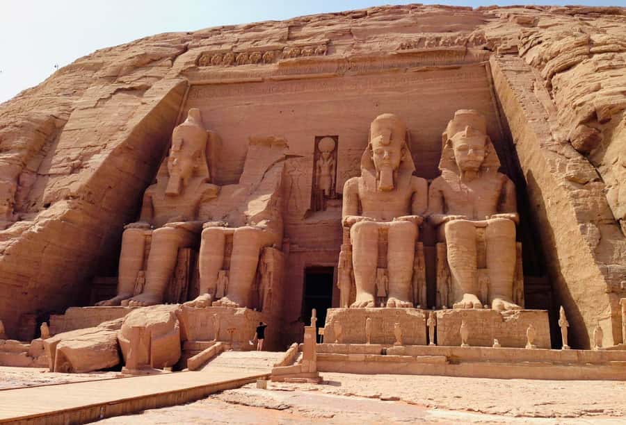 Luxor: Abu Simbel Temple Private Guided Day Trip with Lunch - Key points before you book