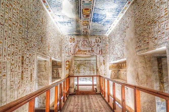 Luxor East and West Bank: Valley of the kings, Habu Temple,Karnak&Luxor Temples - Hatshepsut’s temple and the story of a female pharaoh