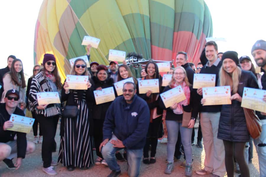 Luxor: Hot Air Balloon Ride Over Temple of Hatshepsut - What the basket experience feels like