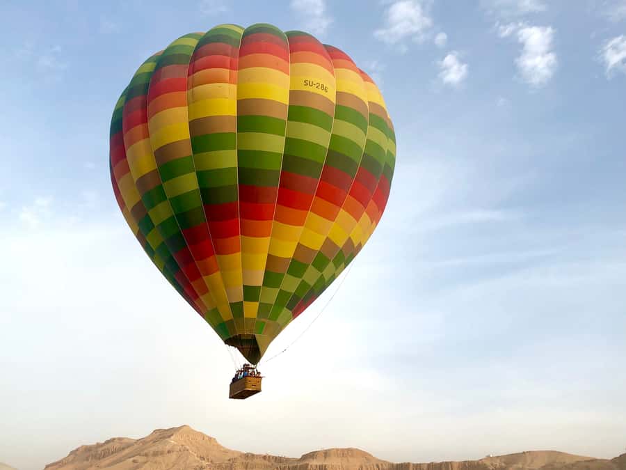 Luxor: Hot Air Balloon Ride Over Temple of Hatshepsut - The 4:00 AM pickup and Nile crossing