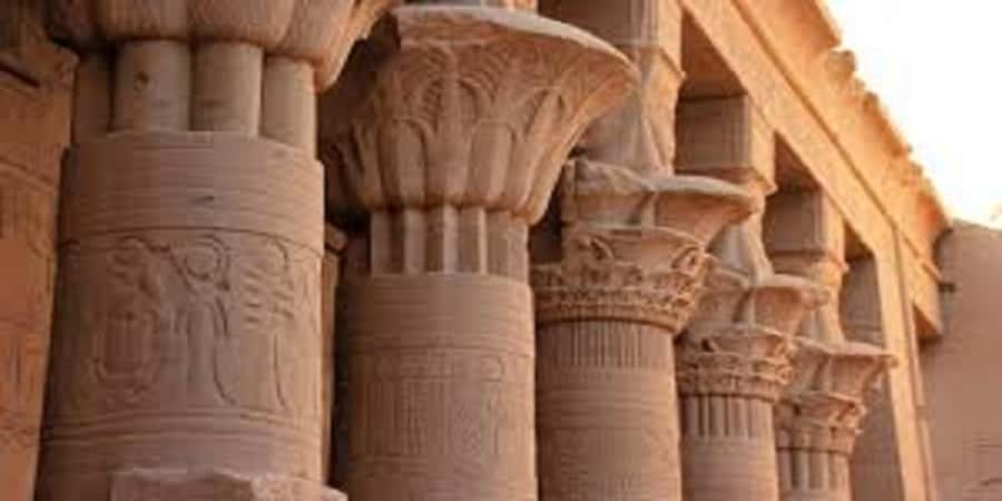 Luxor: Shared Half-Day tour of Dendera Temple with guide - Entering the Temple of Hathor