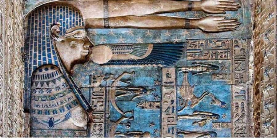 Luxor: Shared Half-Day tour of Dendera Temple with guide - The drive from Luxor and what the shared format means
