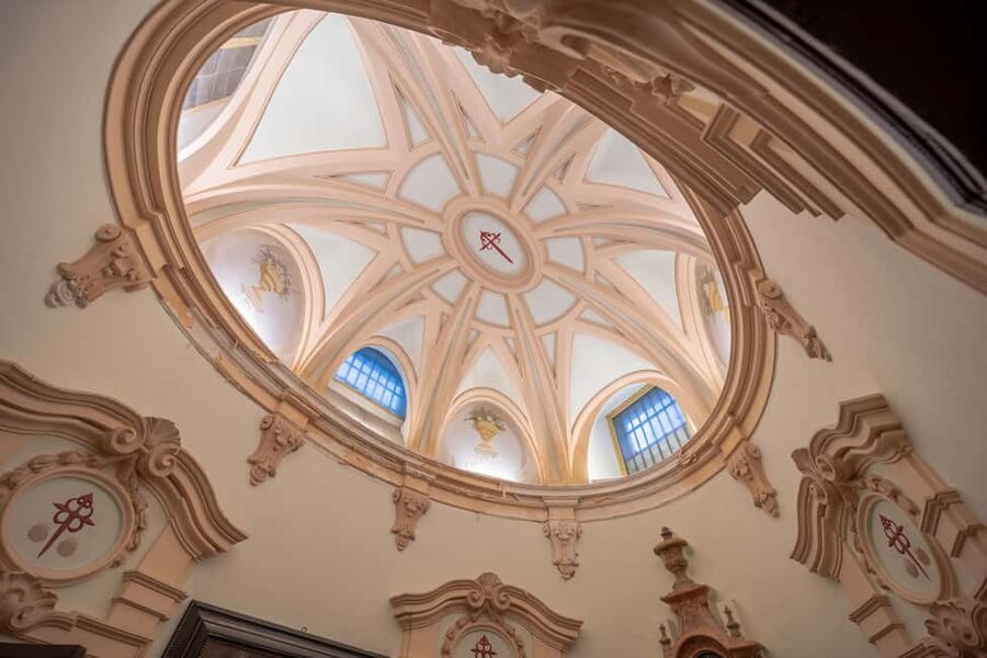 Madrid: Entrance to the Monastery of Las Comendadoras de Santiago - Key points at a glance