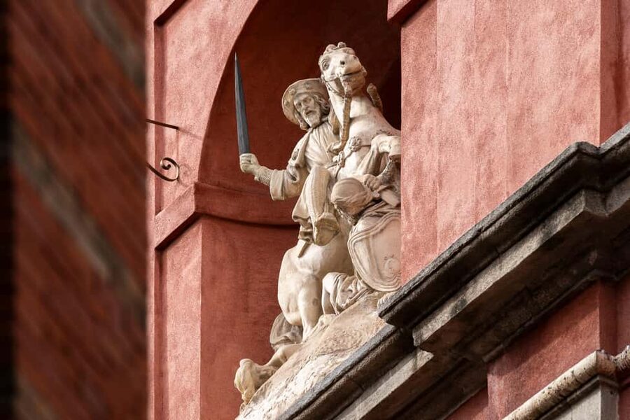 Madrid: Entrance to the Monastery of Las Comendadoras de Santiago - What your $11 entrance covers