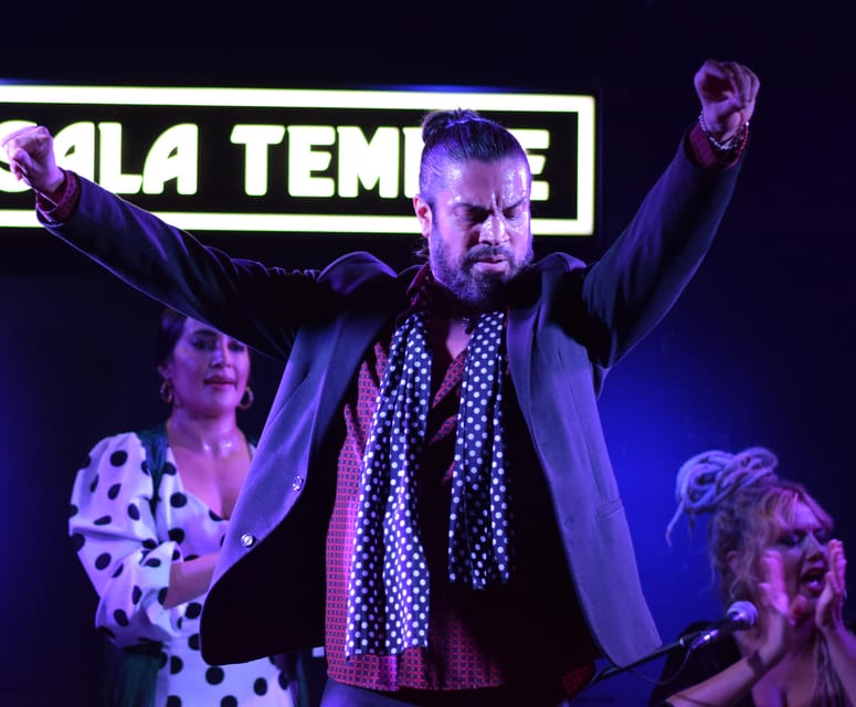 Madrid: Flamenco Show at Tablao Sala Temple with Drink - Spanish food is available, but it is not part of the ticket