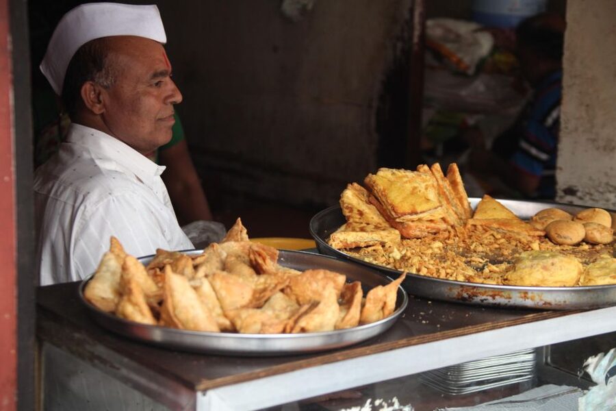 Madurai Rickshaw Ride Tour: Unveil the Hidden Gems - The guide and private group format