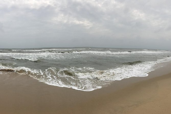 Mahabalipuram Temple and Beach Day Tour from Chennai - Krishna’s Butter Ball, a quick and curious stop