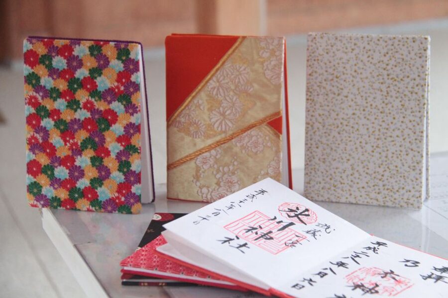 Make a temple stamp book with artist - Key points to know