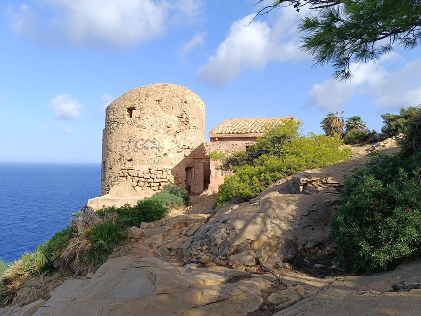 Mallorca: Sant Elm to La Trapa Monastery Guided Hike - The Mediterranean views and Dragonera Island