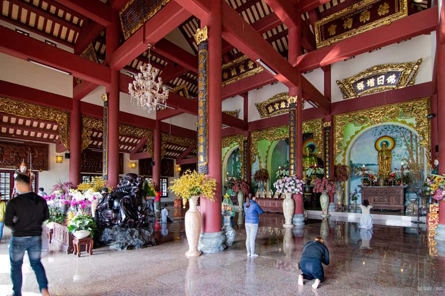 Marble Mountains, Am Phu Cave, Linh Ung Pagoda Group Tour - Inside Marble Mountains