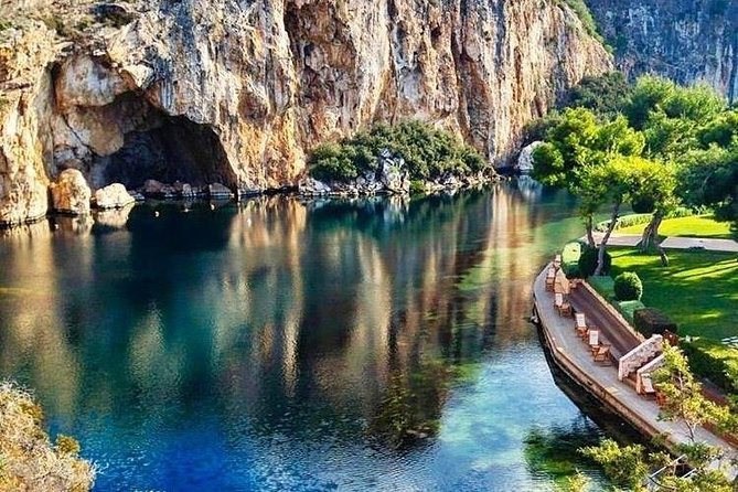 Mercedes Private Tour to Temple of Poseidon with Lunch and Swim - Lake Vouliagmeni: a quick look, not a full swim day