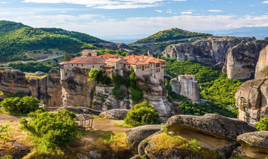 Meteora: Guided Sunset Tour with Monasteries & Caves Visit - Who will get the most from this tour