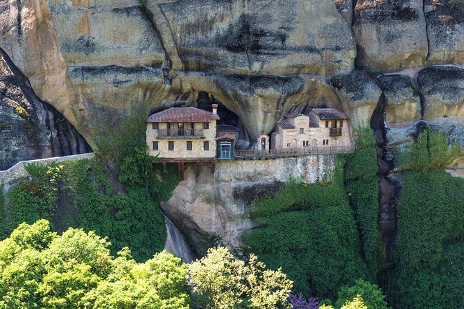 Meteora: Hiking Tour with Local Guide and Monastery Visit - The final 45 minutes and the big views