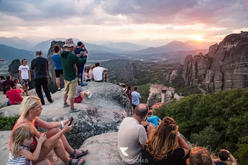 Meteora: Majestic Sunset Tour & Monasteries with Local Guide - The audio guide and what it adds