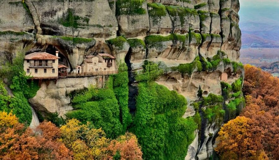 Meteora Monasteries: Full Day Tour from Athens - Kalambaka and the return to Athens
