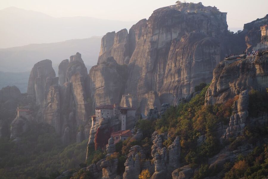 Meteora Monasteries Tour from Athens - From Athens to the Hot Gates of Thermopylae