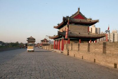 Mini Group Xian Day Tour to Terracotta Army, City Wall, Pagoda and Muslim Bazaar
