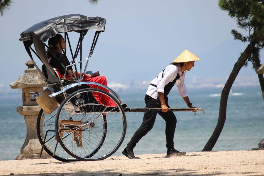 Miyajima: Private Rickshaw Tour to Itsukushima Shrine - The waterfront and Itsukushima Shrine