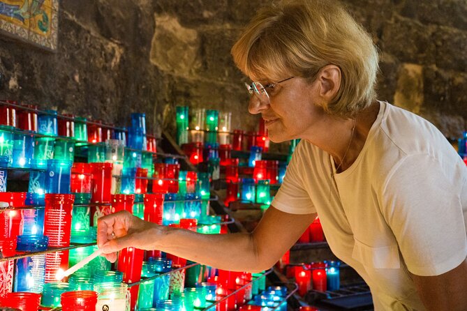 Montserrat Monastery Half Day Experience from Barcelona - Weather, clothing, and the views