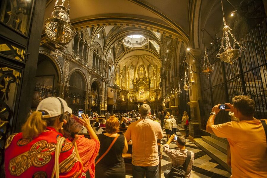 Montserrat Museum and Monastery Entry Ticket - Food, shops, and practical breaks