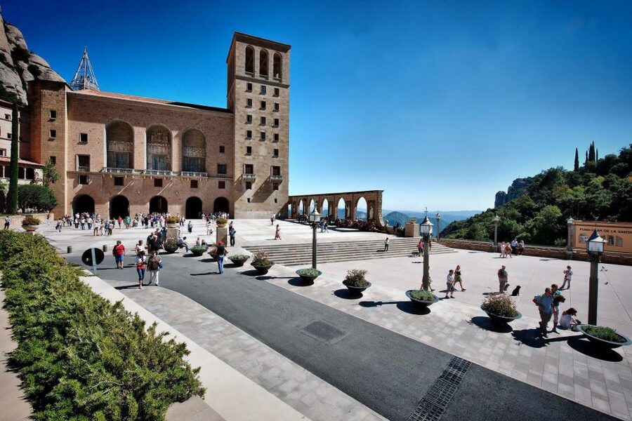 Montserrat Museum and Monastery Entry Ticket - Seeing La Moreneta at your timed slot