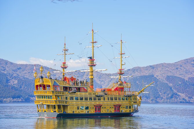 Mount Fuji, Kamakura, Big Buddha, & Lake Ashi Day Trip - Oishi Park, Lake Kawaguchi, and Fuji views