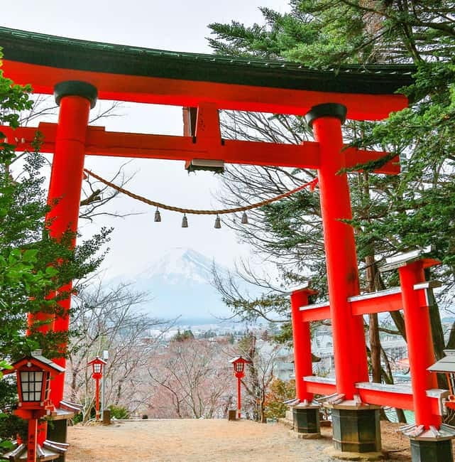 Mt. Fuji Heritage Tour: Traditional Villages, Lakes & Shrine - The Bus Ride Is Part of the Calculation