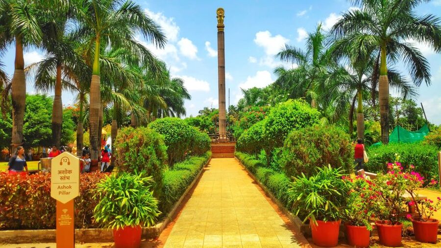 Mumbai: Kanheri Caves and The Golden Pagoda Temple - Who should book this Mumbai outing?