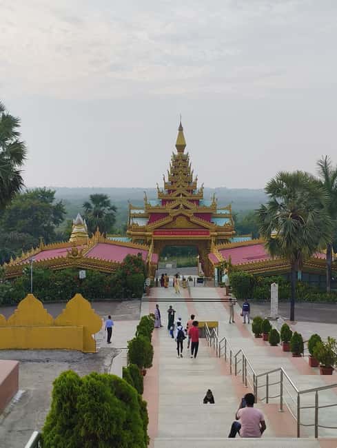 Mumbai Kanheri Caves & Golden Pagoda – A Buddhist Settlement - From the park gate to the mountain