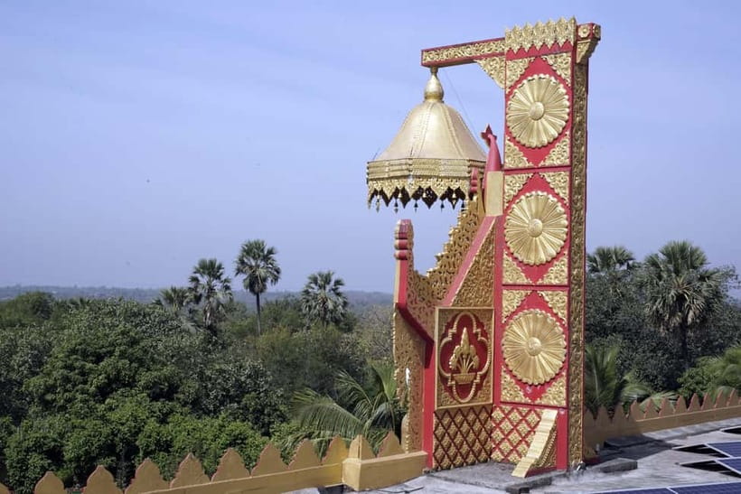 Mumbai Kanheri Caves & Vipassana Pagoda Tour - The modern scale of Global Vipassana Pagoda