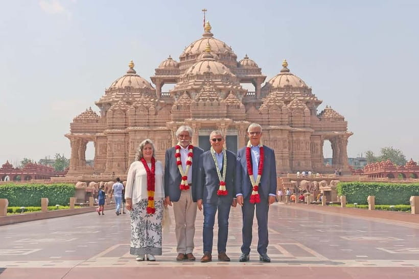 New Delhi: Akshardham Temple Light Show with Custom Add-Ons - Key points to know before booking