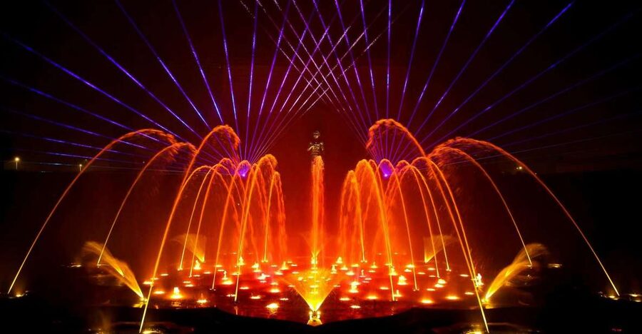 New Delhi: Akshardham Temple Light Show with Custom Add-Ons - Entering the Akshardham complex