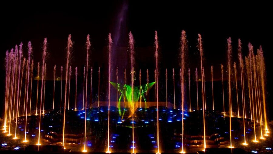 New Delhi: Akshardham Temple Light Show with Custom Add-Ons - What the $10 price really tells you