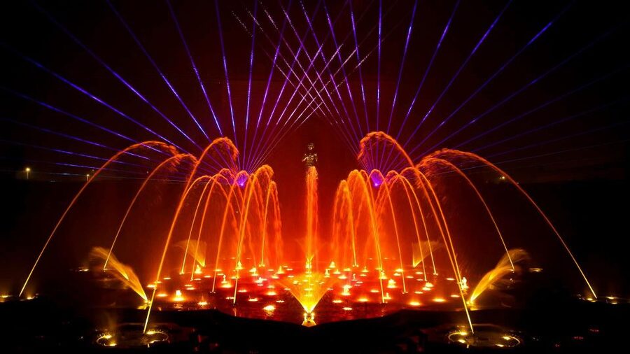 New Delhi: Akshardham Temple Tour with Water and Light Show - Sahaj Anand Water Show: the reason to stay late