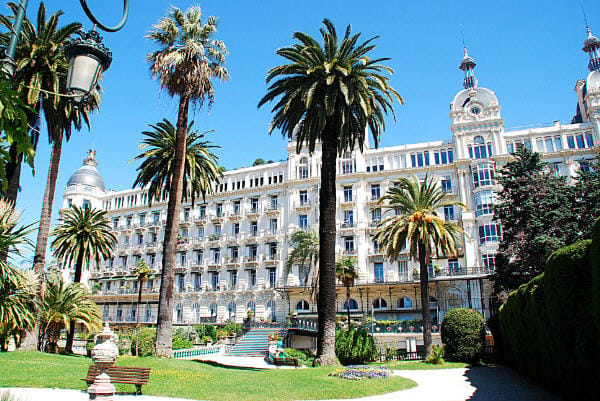 Nice: 7 Hills Monastery & Waterfall (EBike Tour Local Guide) - A picnic built around Nice specialties