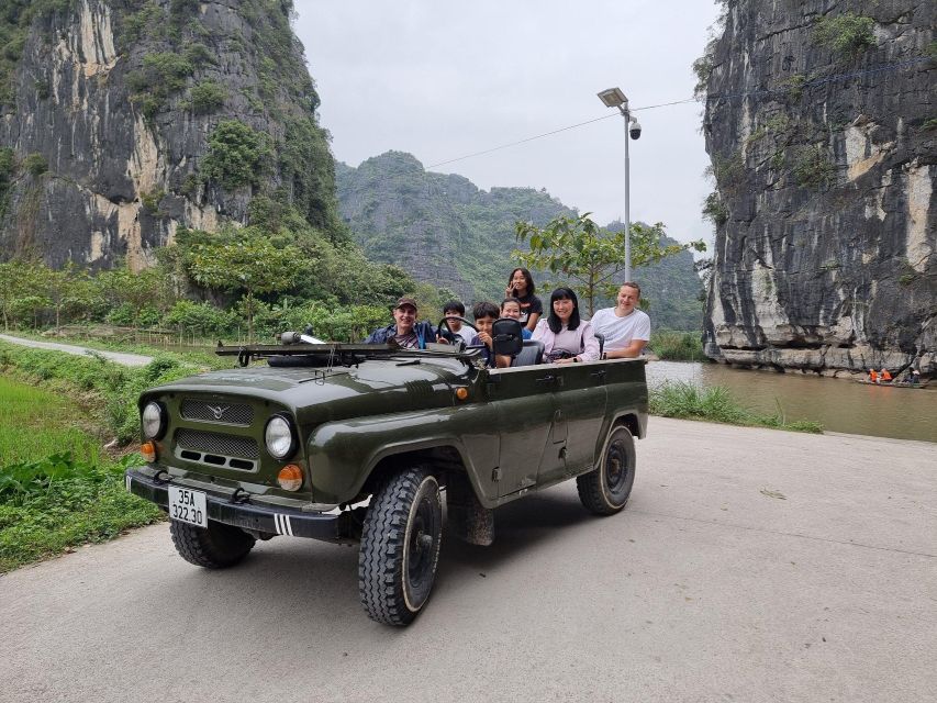 Ninh Binh Jeep Tour: 4 hours visit Tam Coc, Bich Dong pagoda - Bich Dong Pagoda and the limestone setting