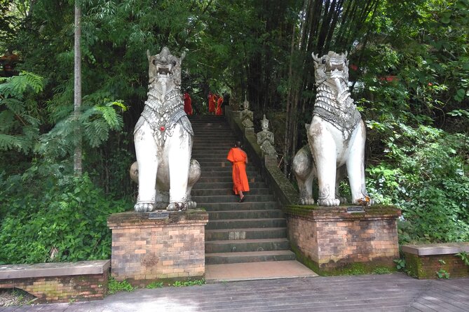 No.1 Chiang Mai: 3-Hour Monk Trail Hike to Wat Doi Suthep & Palad - Why the lunch and extra stops affect the value
