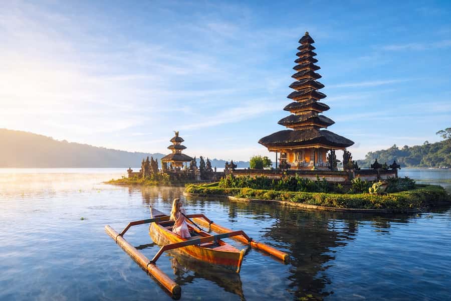 North Bali: Dolphin, Ulun Danu Temple, & Banyumala Waterfall - Leaving Lovina before sunrise