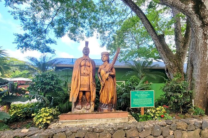 Oahu Circle Island Tour with Byodo-In Temple Admission - Halona Blowhole and Sandy Beach on the windward coast