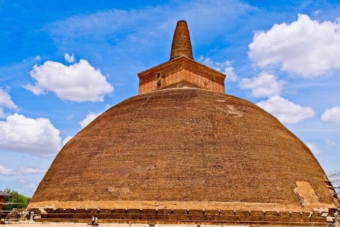 One Day Tour - Sacred city of Anuradhapura & Sacred city of Mihintale. (Sunset) - Jethawanaramaya and the feel of the sacred city