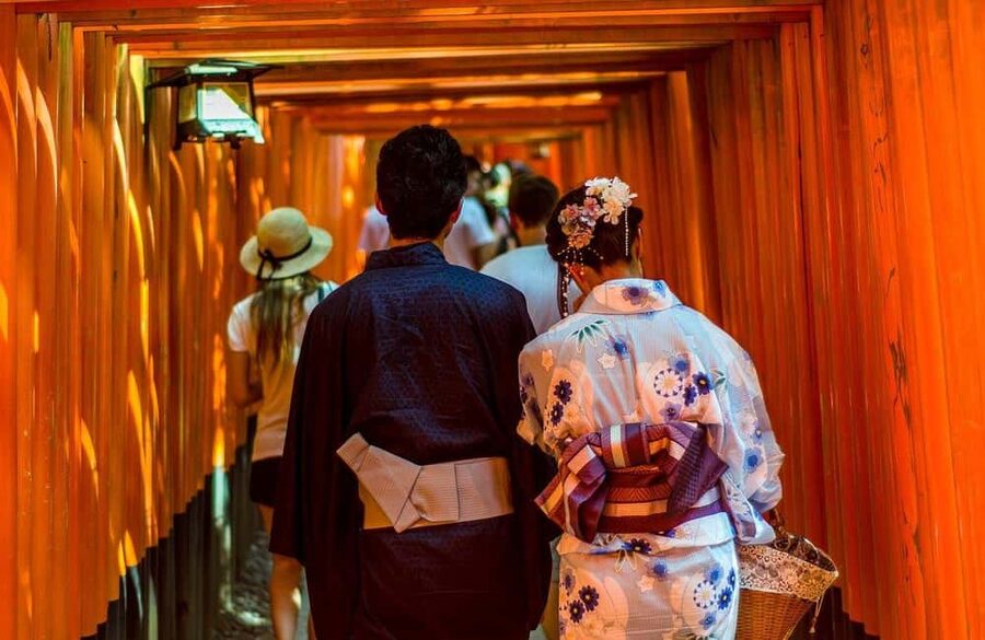 Osaka/Kyoto: Arashiyama, Nara Park, Fushimi Shrine Tour - Who will get the most from this tour