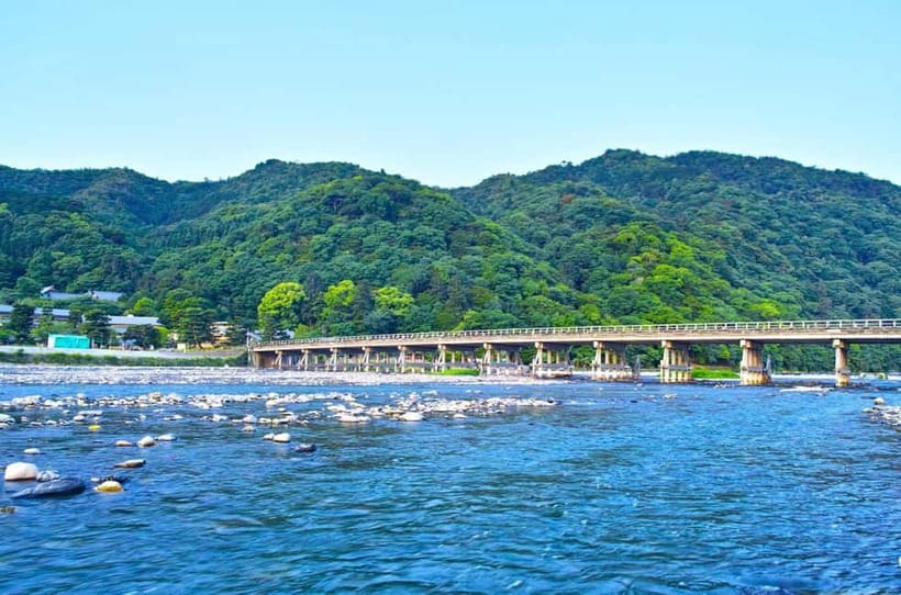 Osaka/Kyoto: Katsuoji, Kinkakuji, Arashiyama 1-Day Bus Tour - Arashiyama in two and a half hours