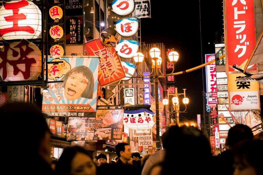 Osaka Morning Tour: Shitennoji Temple, Shinsekai &Doutonbori - What this private Osaka morning walk really offers