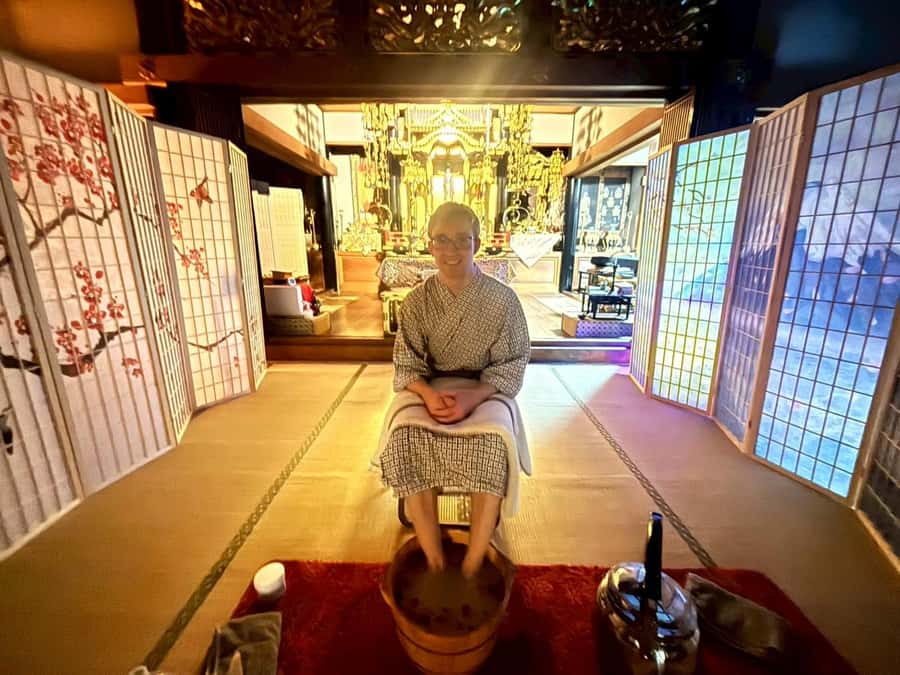 Osaka Temple Cool Foot Bath & Matcha Experience〈45min〉 - Yukata, photos, and a useful souvenir