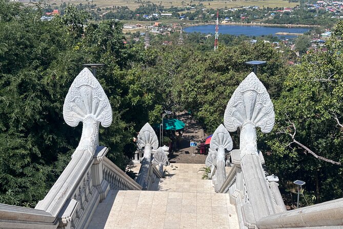 Oudong Mountain History and Pagoda Tour - Climbing Phreah Reach Throap Mountain