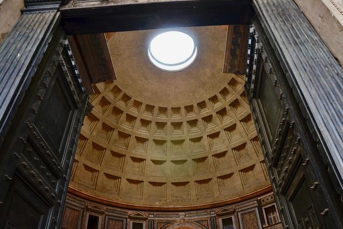 Pantheon Elite Guided Tour - Rome's Iconic Ancient Temple - What the guides add