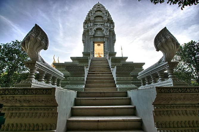 Phnom Penh City Tour, Silver Pagoda, Genocide Museum, Killing Fields - A quick route through Phnom Penh’s royal and painful past