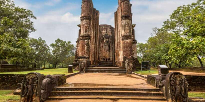 Polonnaruwa Day Tour With Minneriya NP Elephant Safari - Key points to know before booking